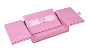 Embellished Gate old Silk Invitation Boxes 5.5x7.5x1 Pink